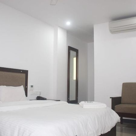 Alshifa Tbg Residency Hotel Perintalmanna Bagian luar foto